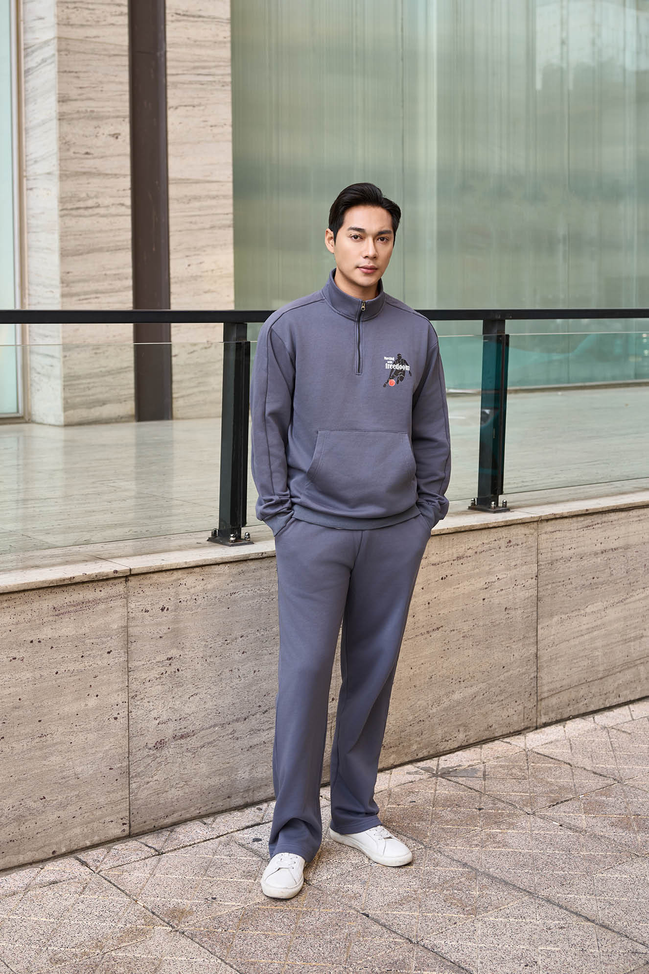 Ảnh của Quần nỉ nam 243SP22074B / DC31